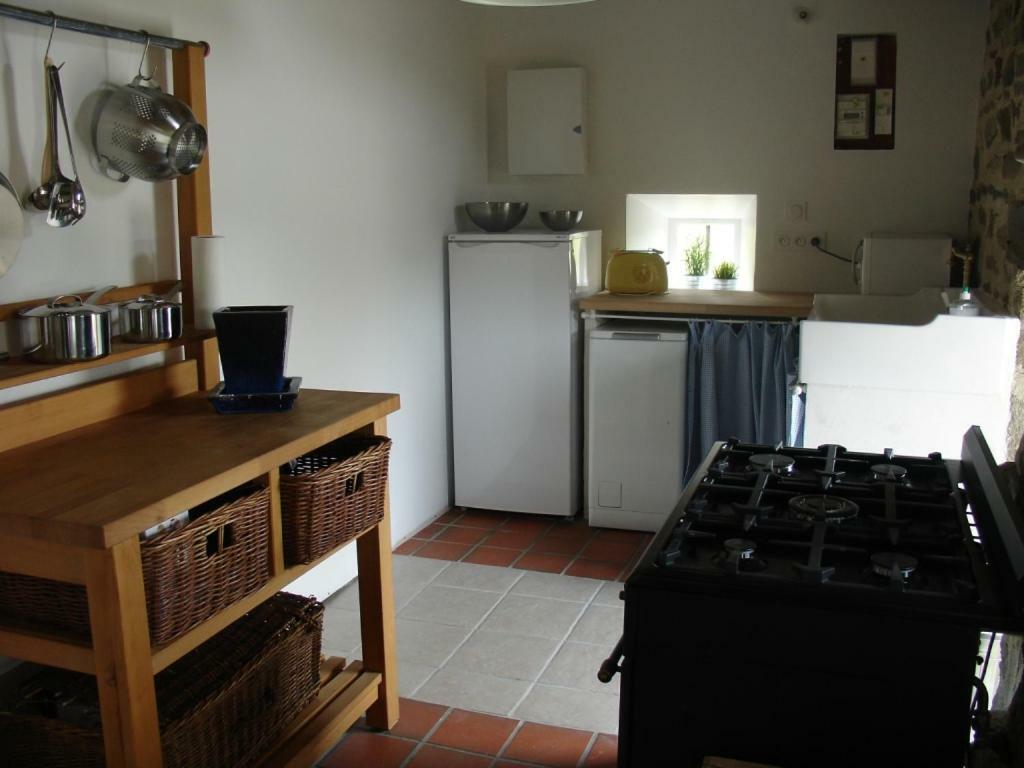 Au Bout Du Ciel - Chez Anna Villa Isserteaux Exterior foto