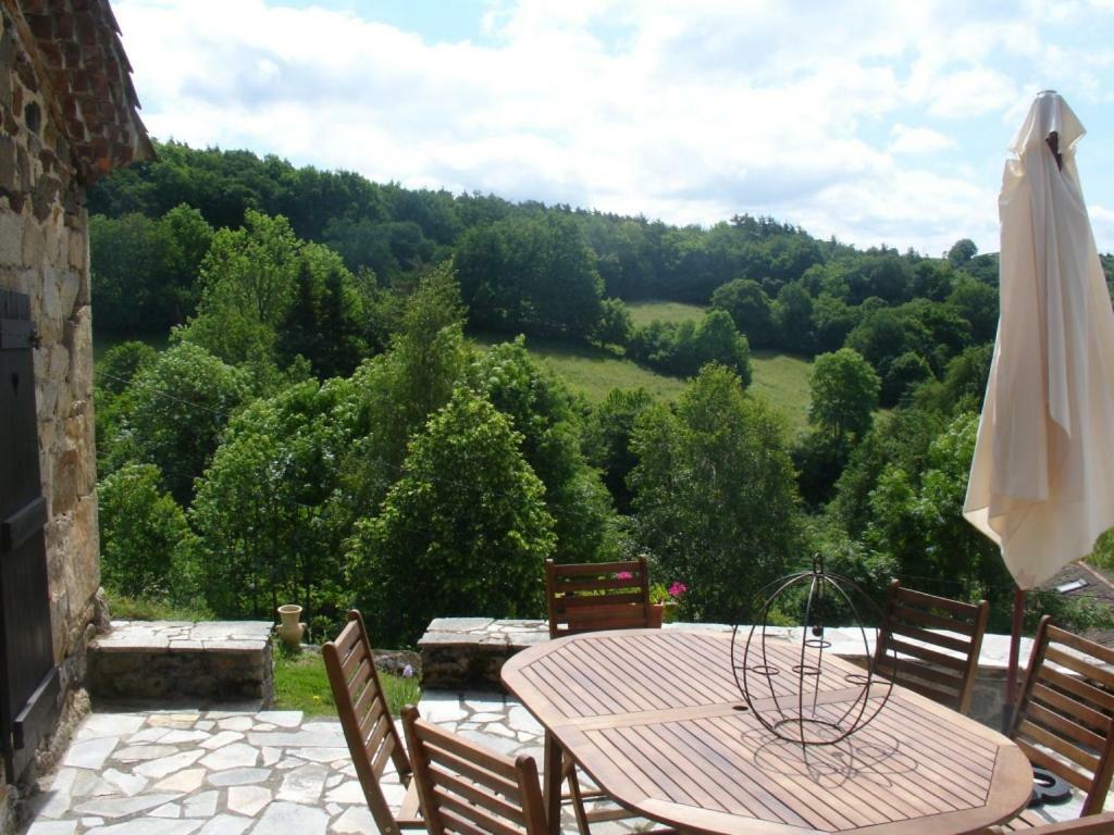 Au Bout Du Ciel - Chez Anna Villa Isserteaux Exterior foto